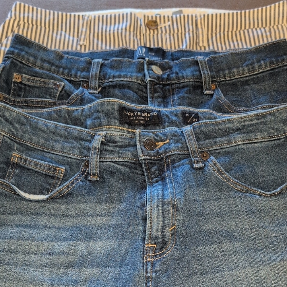 Bundle Of 3 Shorts Lucky Brand, Gap And Old Navy